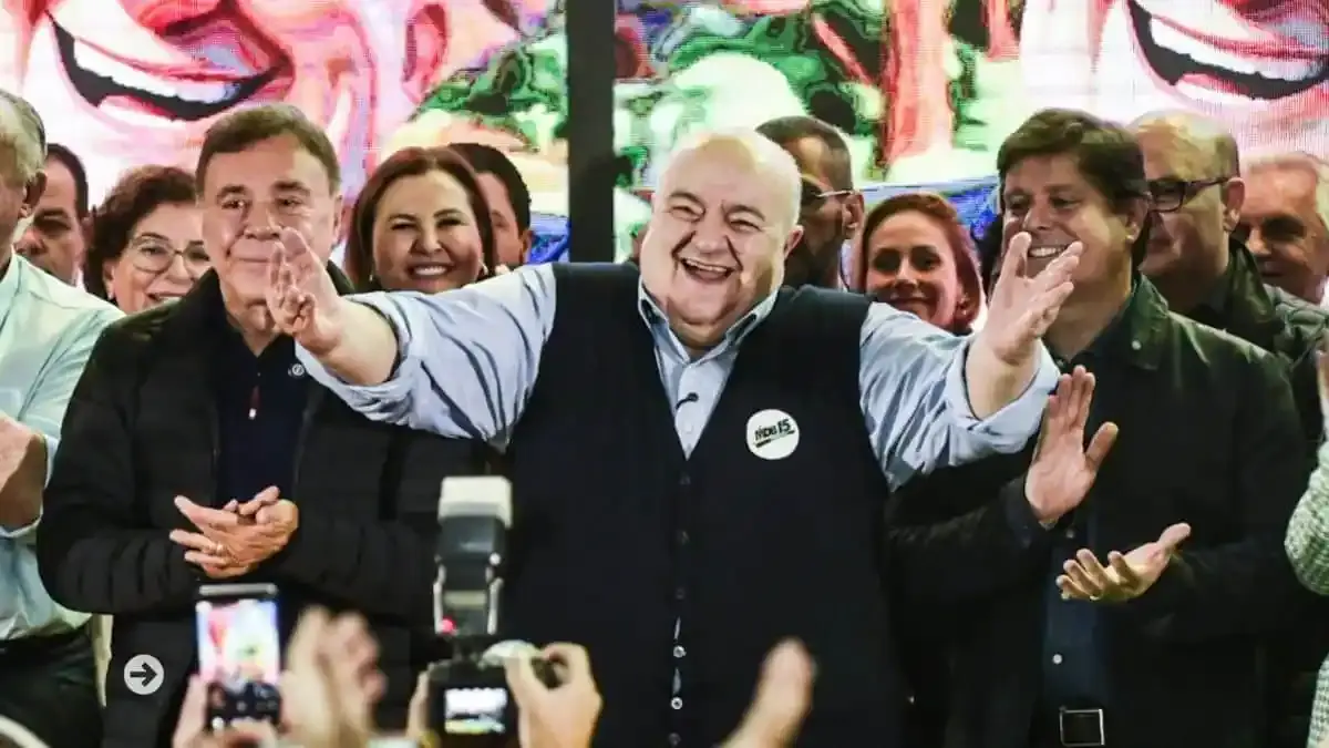 MDB lança Greca paz e amor ao governo do Paraná.
